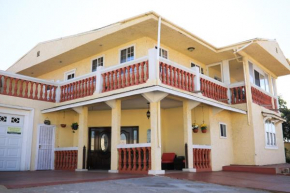 Отель Playa Hermosa Bed & Breakfast  Энсенада